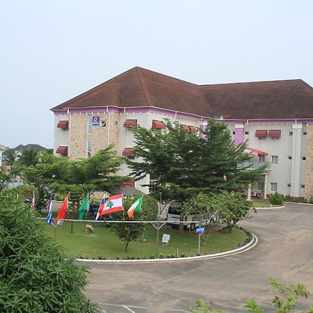 Oxygen Holiday Resort Owerri Exteriör bild