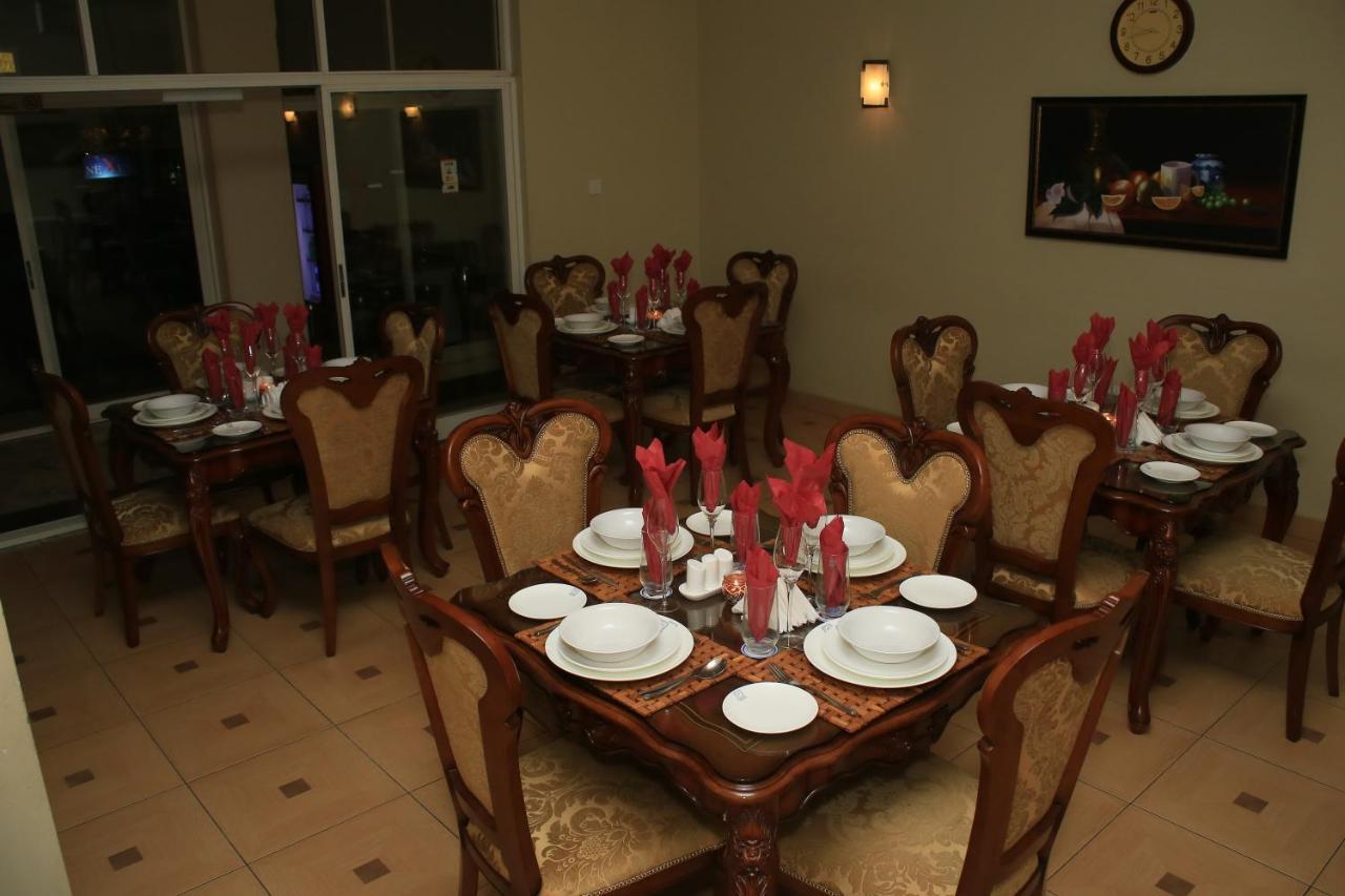 Oxygen Holiday Resort Owerri Exteriör bild