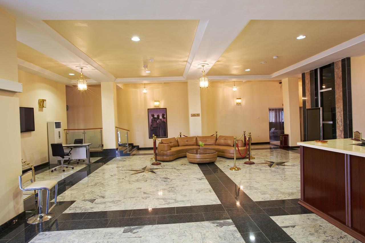 Oxygen Holiday Resort Owerri Exteriör bild
