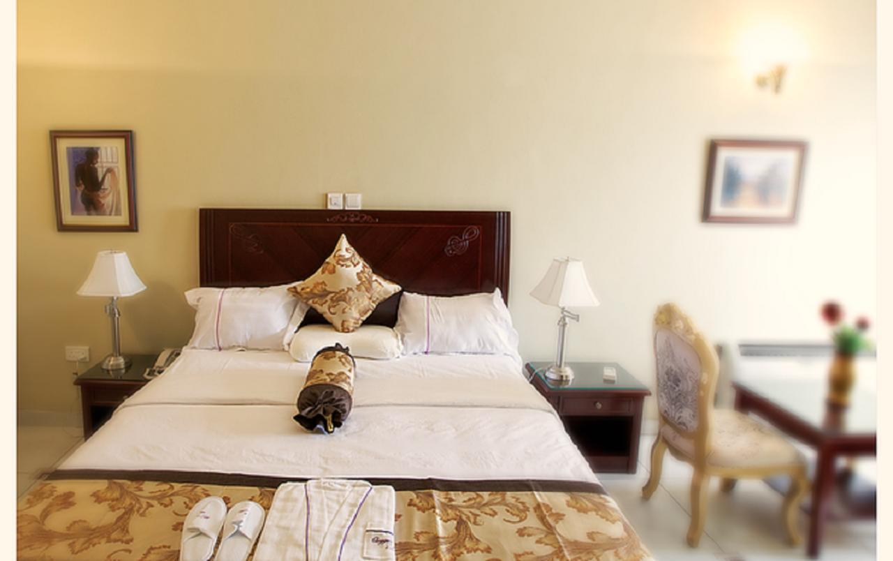 Oxygen Holiday Resort Owerri Exteriör bild
